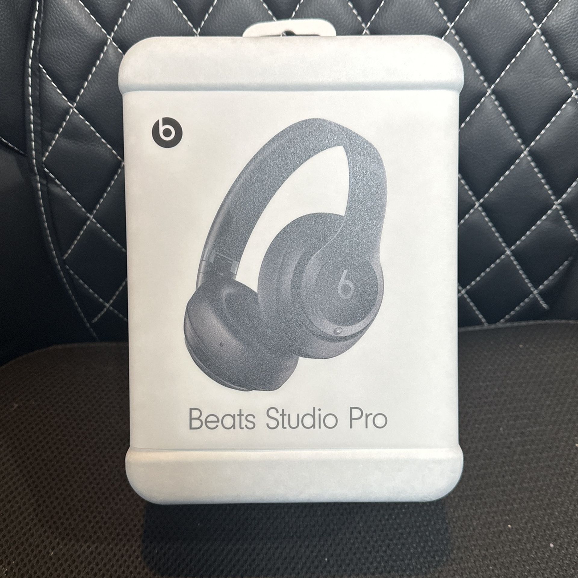 Beats Studio Pro
