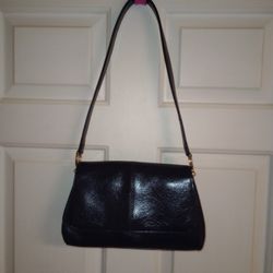 Small Navy Blue Purse • 9 x 5.5 x 3 • 17" Including Strap • Like New