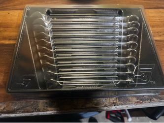 Snap on wrench set