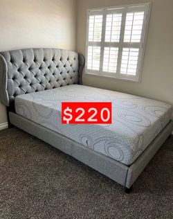 New queen memory foam mattress only $220