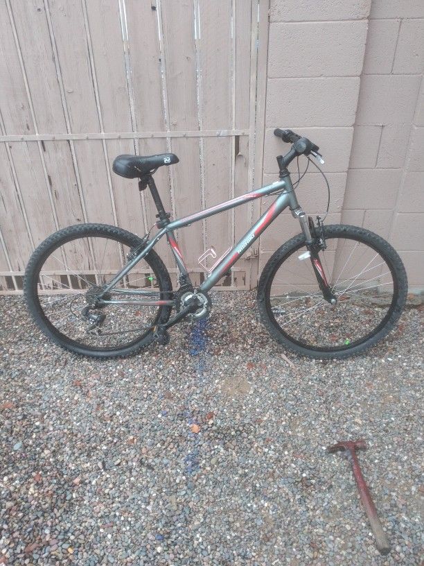 Nishiki Pueblo 27.5" Mountain Bike