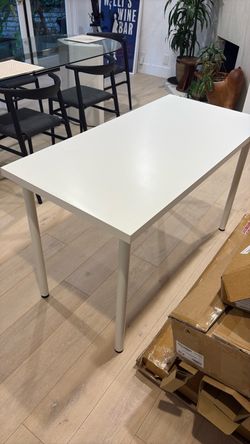 IKEA table