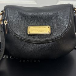 Marc Jacobs Crossbody Handbag Leather Black Gold Hardware