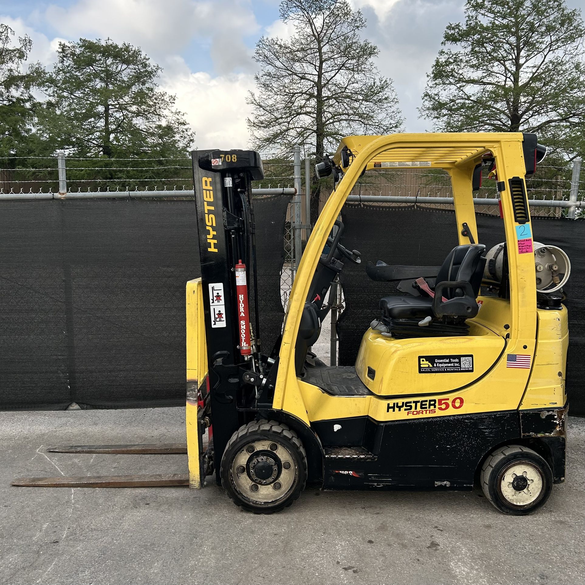 2019 Hyster S50FT 3-Stage Mast LPG Propane 5,000lb Forklift Cushion- 13,281hrs