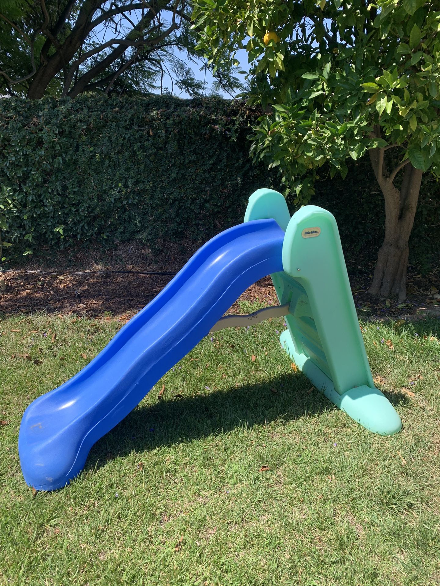 Little Tikes KIDS SLIDE!