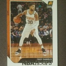 2018-19 NBA Hoops Troy Daniels Phoenix Suns #137 Basketball Card Collectible Sports Panini