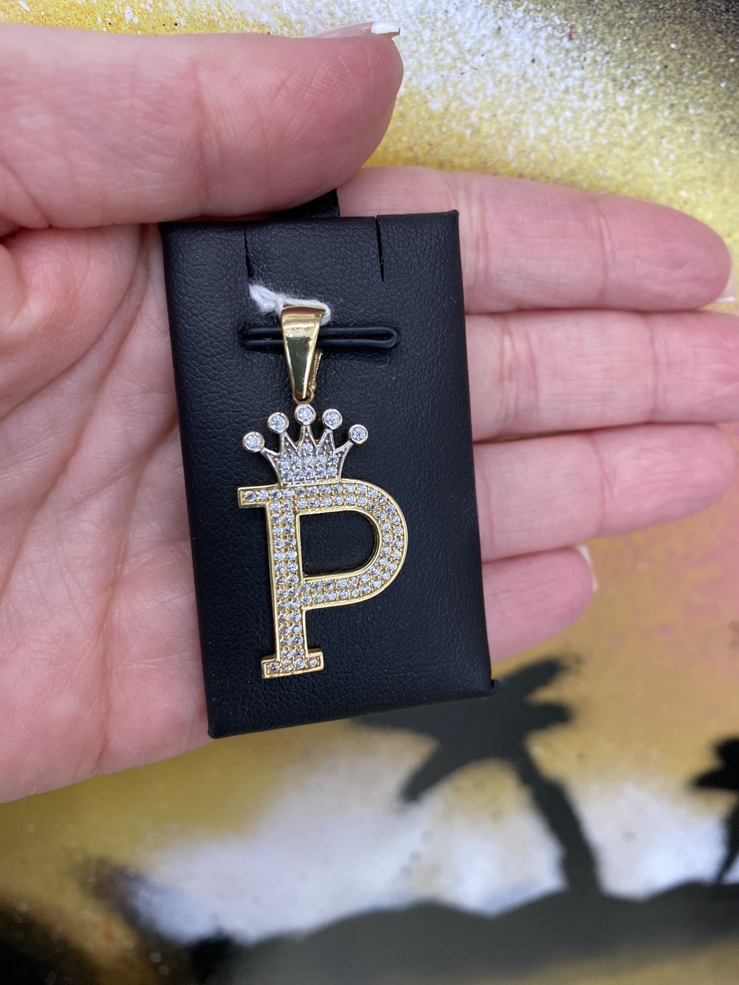 14k CROWN LETTERS P CHARM