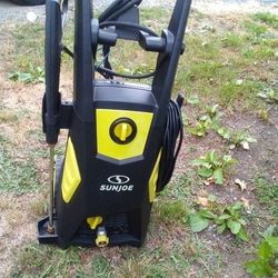 3500 -SUNJOE PRESSURE WASHER 