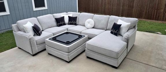 Gorgeous sectional