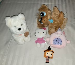 FREE Kid plushies one makes noise take all together
