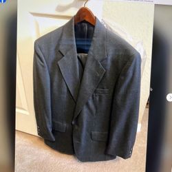 Man’s Dark Gray /Blue Checked Suit