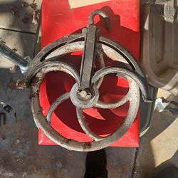 Vintage Well Barn Pulley