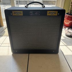 Fender Blues Junior 111