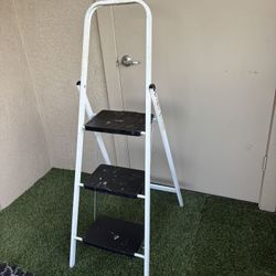 Step Ladder