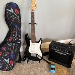 Fender Squier Mini Electric Guitar with Amp, Stand, Carry Bag & Effect Pedal