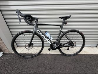 Cervélo Soloist 105 2023/2024 Carbon Road Bike – Shimano 105 – Disc Brakes – Excellent Condition