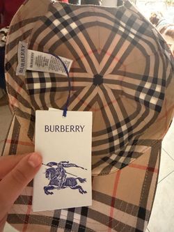 Burberry hat