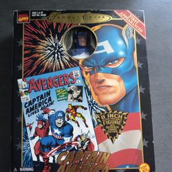 1998 Toy Biz Captain America Famous Cover Series 8" Figure