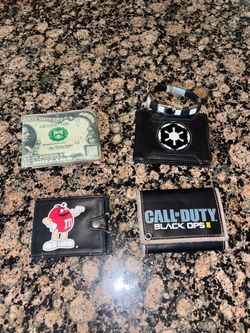 Wallets and bracelet