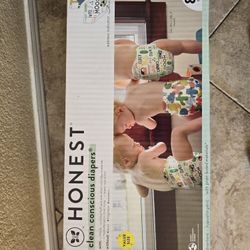 Honest Diapers Size 4