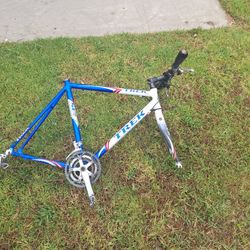 Trek SLR Superlight Race bike Frame