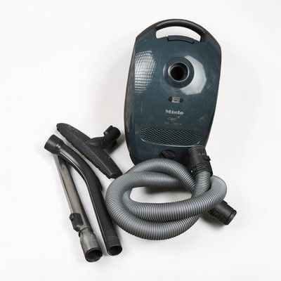 Miele Olympus Capri S2121 Canister Vacuum Cleaner