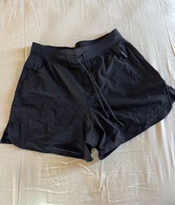 Women's Lululemon Shorts (size 8)