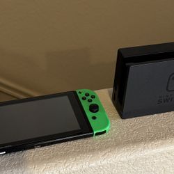 Nintendo DS With Console 