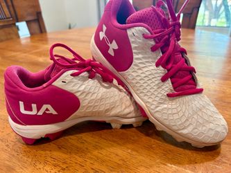 Under Armour size 5Y