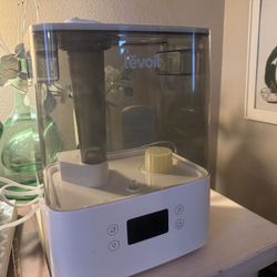 LEVOIT Humidifiers for Bedroom Large Room Home, (6L) Cool Mist Top Fill Essential Oil Diffuser for Baby & Plants, Smart App & Voice Control, Rapid Hum