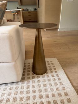 Coneline Modern Side Table