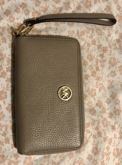 Michael Kors MK Wallet Tan-AUTHENTIC