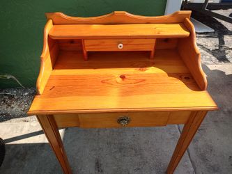 Desk, Pine With 2 Pullout Drawers