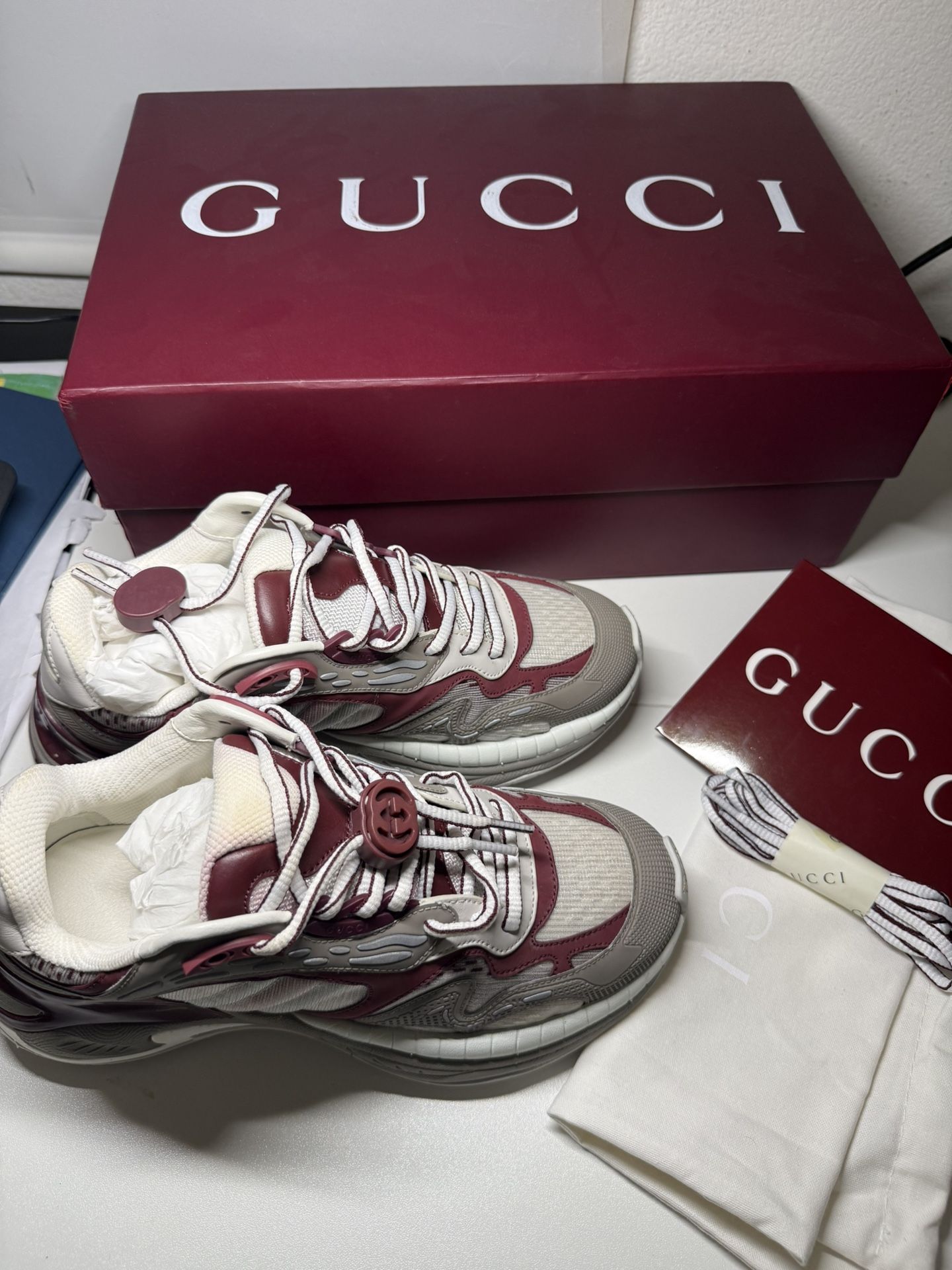 Authentic Gucci 2.0 Sneaker Women US 5, EU 35