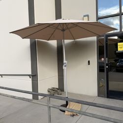 BLUU 9-FT Outdoor Patio Umbrella – Aluminum – Tan (NEW)