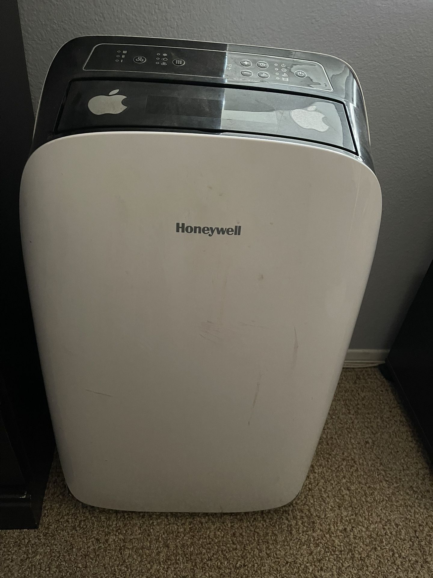 Honeywell Portable AC 10000 BTU Pre Owned