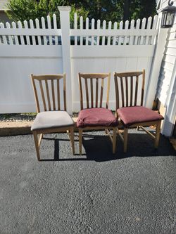Free chairs 3