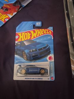 Hot wheels nissan GTR