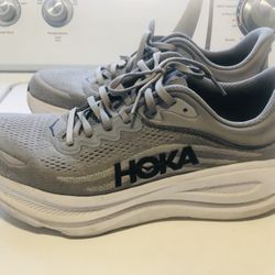 Men’s Tennis Shoes Size 9.5 Good Condition 