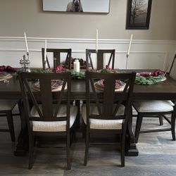 Dining Table Set