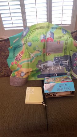 Kipipol wooden train track $15