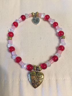 Handmade Stretch Bracelet with Glass Beads, and Heart Locket (14)