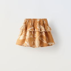 Zara NWT size 6 linen ruffled skirt with Elastic waistband. 100% linen