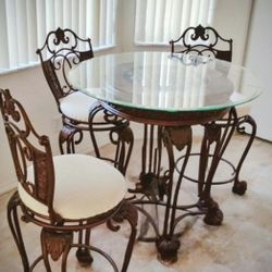 Pub Table With 3 Swivel Bar Stools 