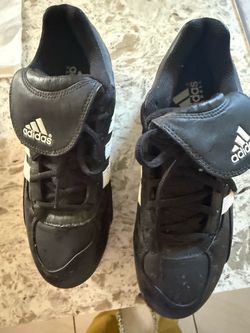 Cleats/soccer shoes