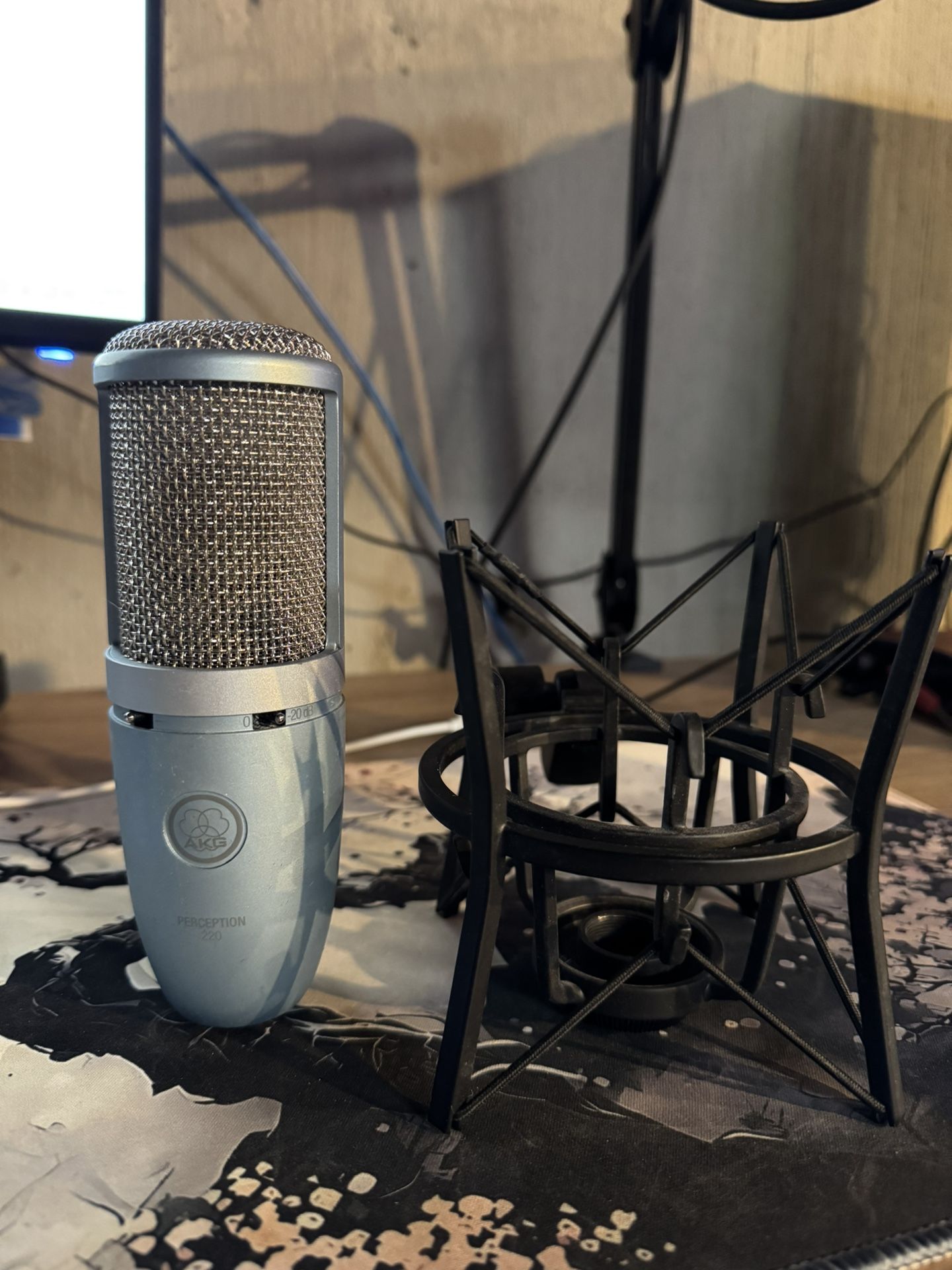 AKG P220 Vocal Microphone (Blue)