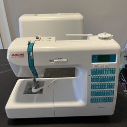 Sowing Machines/Serger 