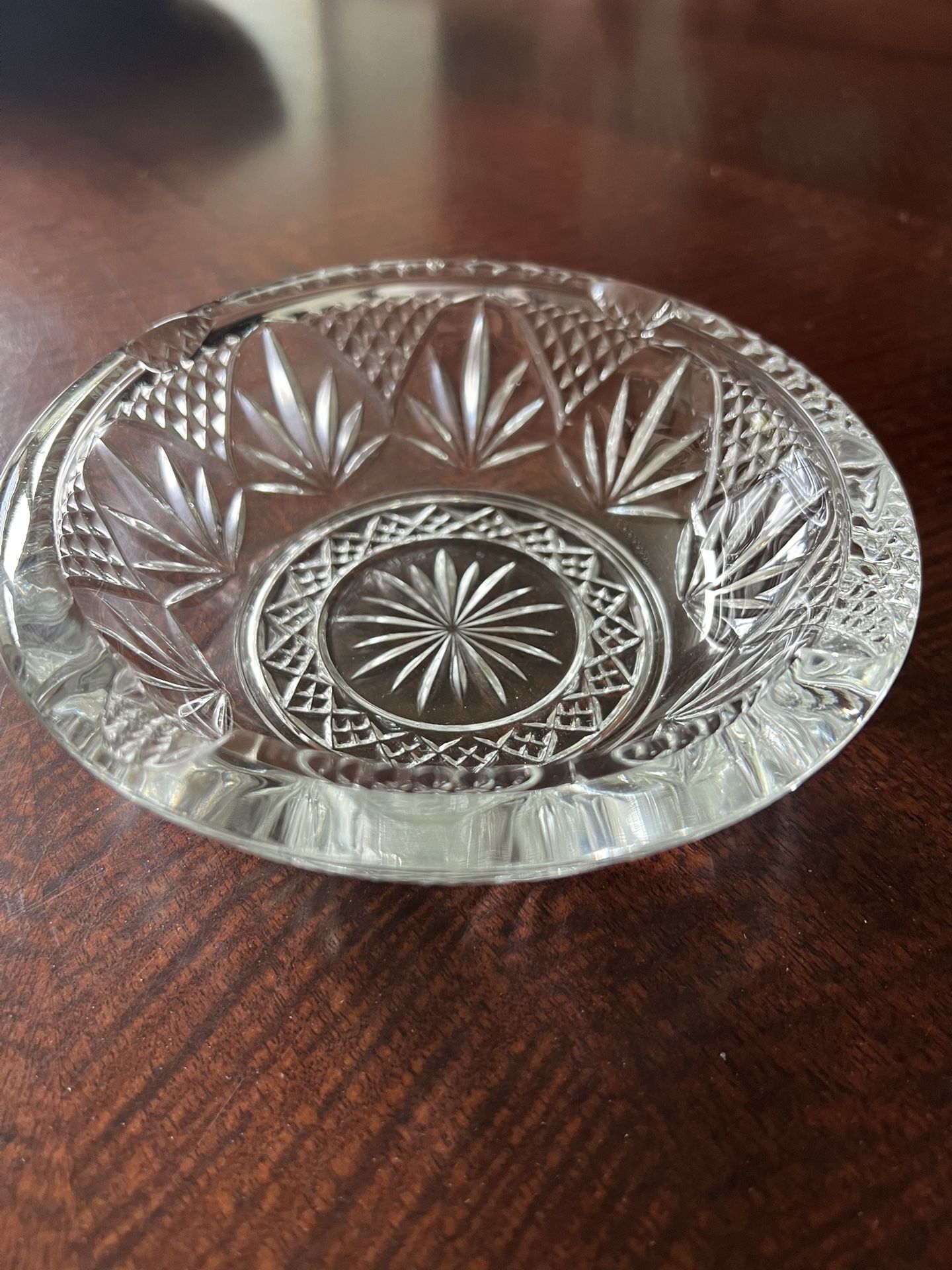 VTG 6” 4 slot Crystal Ashtray Cigar MCM Starburst Diamond Cut Glass USA VTG 50's 6” 4 slot Crystal Ashtray Cigar Cigarette MCM Starburst Diamond Cut