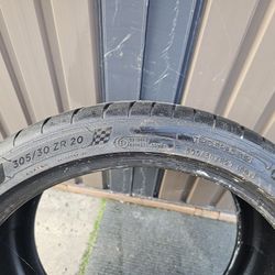 305/30/20 Michelin