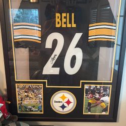 Leveon Bell Signed Jersey!